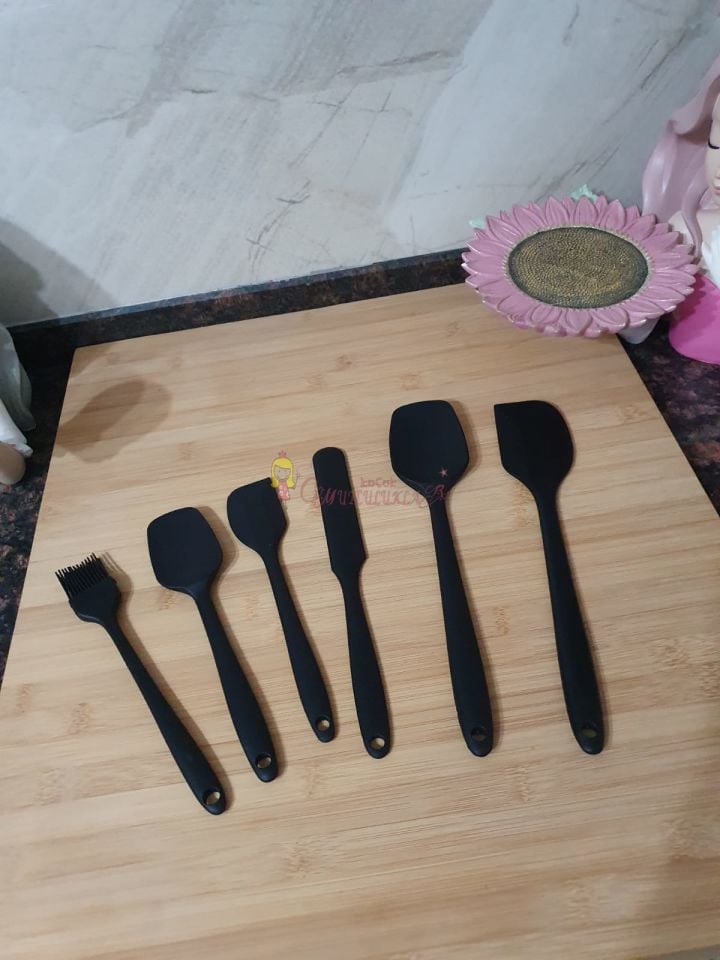 6lı Takım Yanmaz Yapışmaz Mutfak Pasta Slikon Yumurta Fırçası Kaşık Bıçak Spatula Seti
