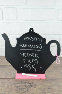 AHŞAP DEMLİK ŞEKLİNDE KARA TAHTA