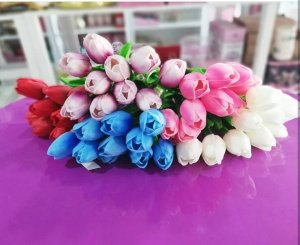 YAPAY 10LU ISLAK LALE BUKETİ