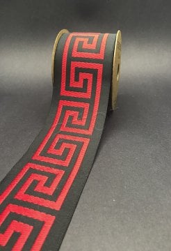 bordür kurdela şerit jakarlı bordür (3.5 mt top) kumaş bordür 70176 V12 Siyah zemin üzerine Kırmızı