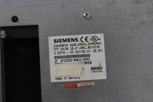 6FC5203-0AB11-0AA2, 6FC5 203-0AB11-0AA2 SIEMENS SINUMERIK 840D  OP031 19 INC TFT  PANEL 2.EL