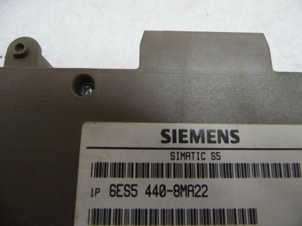 6ES5440-8MA22 440-8 DIG. OUTPUT 4DO, DC24V/2A SIEMENS