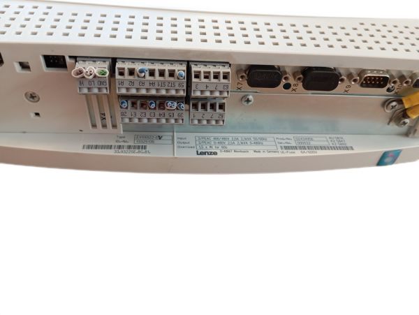 EVS9322-EV SERVO CONTROLLER SERIES 9300-SERVO INVE