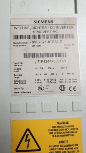6SE7021-8TB61-Z SIEMENS SIMOVERT MASTERDRIVES VECTOR CONTROL INVERTER COMPACT UNIT