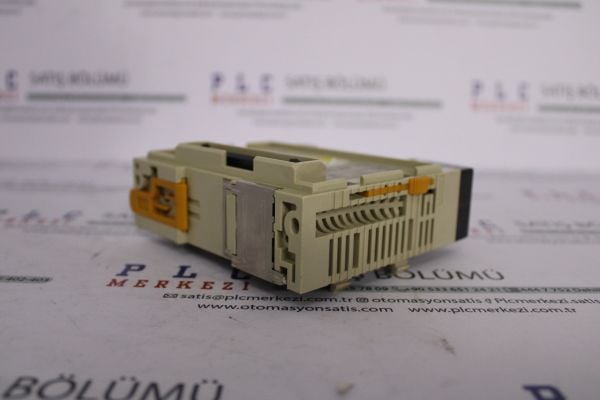 CQM1-ID213 OMRON SYSMAC INPUT UNIT 32 POINT 24 V DC 2.EL