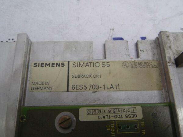 6ES5700-1LA11, 6ES5 700-1LA11 RACK 7SLOT SIEMENS