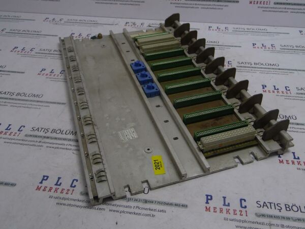 6ES5700-1LA11, 6ES5 700-1LA11 RACK 7SLOT SIEMENS
