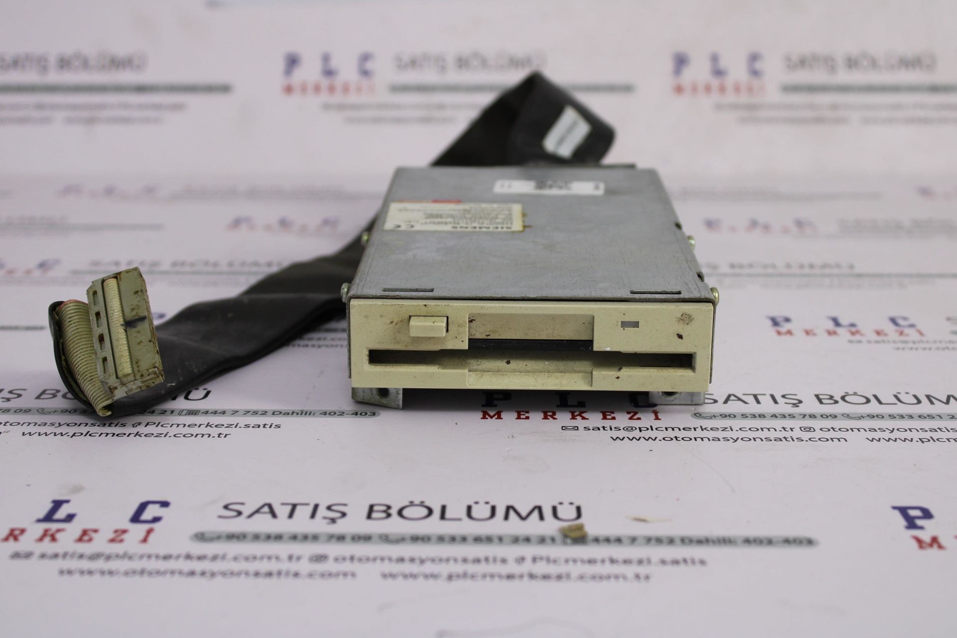 6FC5235-0AA05-0AA1 SIEMENS SINUMERIK 3.5'' floppy disk drive