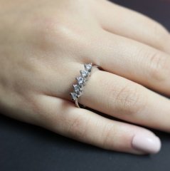 0.23 Karat Pırlanta Beştaş Yüzük