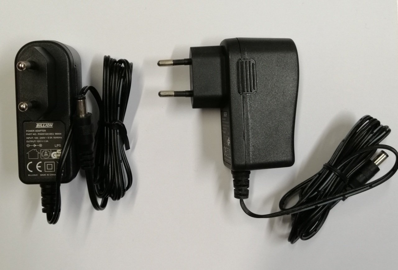 12V 1A DC ADAPTÖR , PRİZ MODELİ , Ucu: 2.5mm