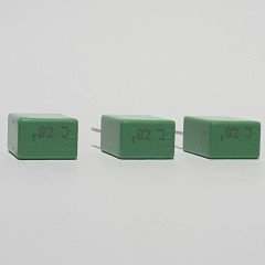 820 NF 63V , 5mm , Kutu Tipi ( 10 ADETLİK PAKET )