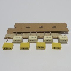 100 NF 63V , 5mm , Kutu Tipi ( 25 ADETLİK PAKET )