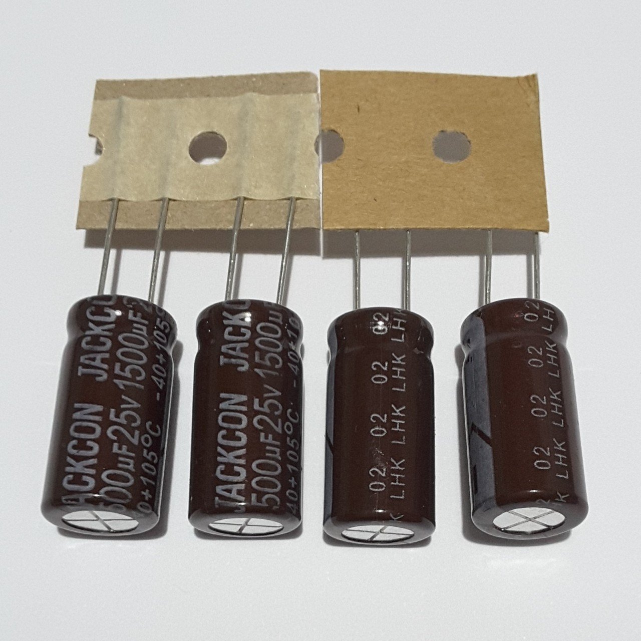1500uF 25V Elektrolitik Kondansatör 13*21 , Şerit , 105C ( 5 ADETLİK PAKET )