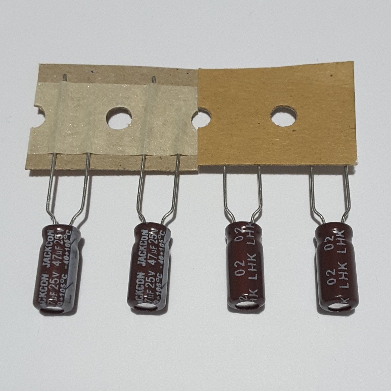 47uF 25V Elektrolitik Kondansatör 5*11 , Şerit , 105C ----- ( 25 ADETLİK PAKET )