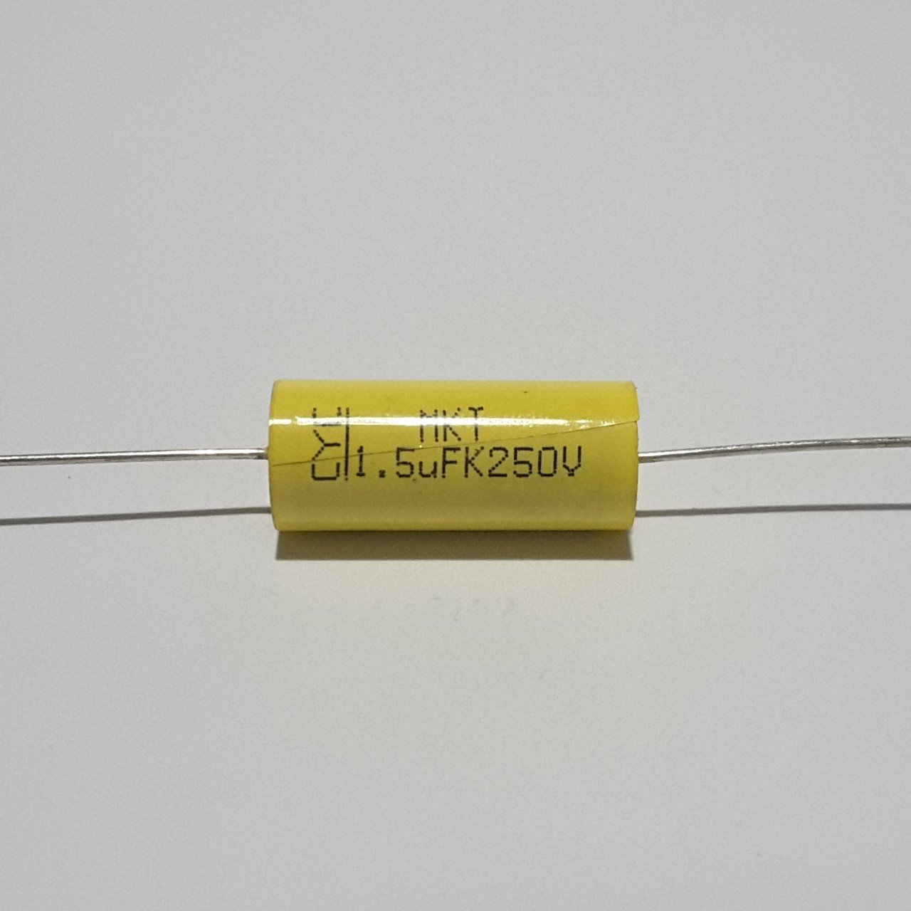 1.5UF 250V Axial Polyester Kondansatör - Silindir Şeklinde ( 2 ADETLİK PAKET )