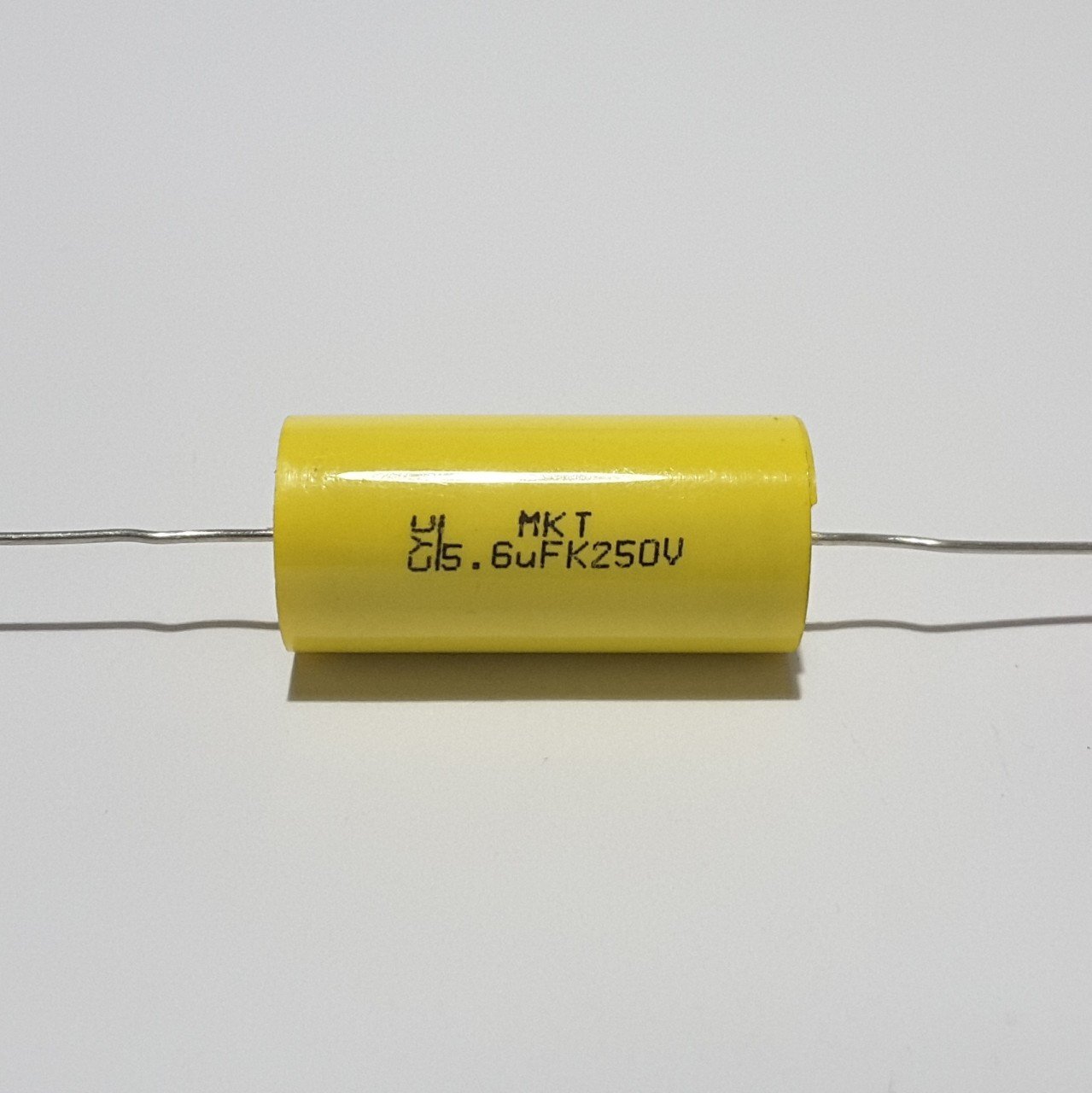 5.6UF 250V Axial Polyester Kondansatör - Silindir Şeklinde ( 2 ADETLİK PAKET )