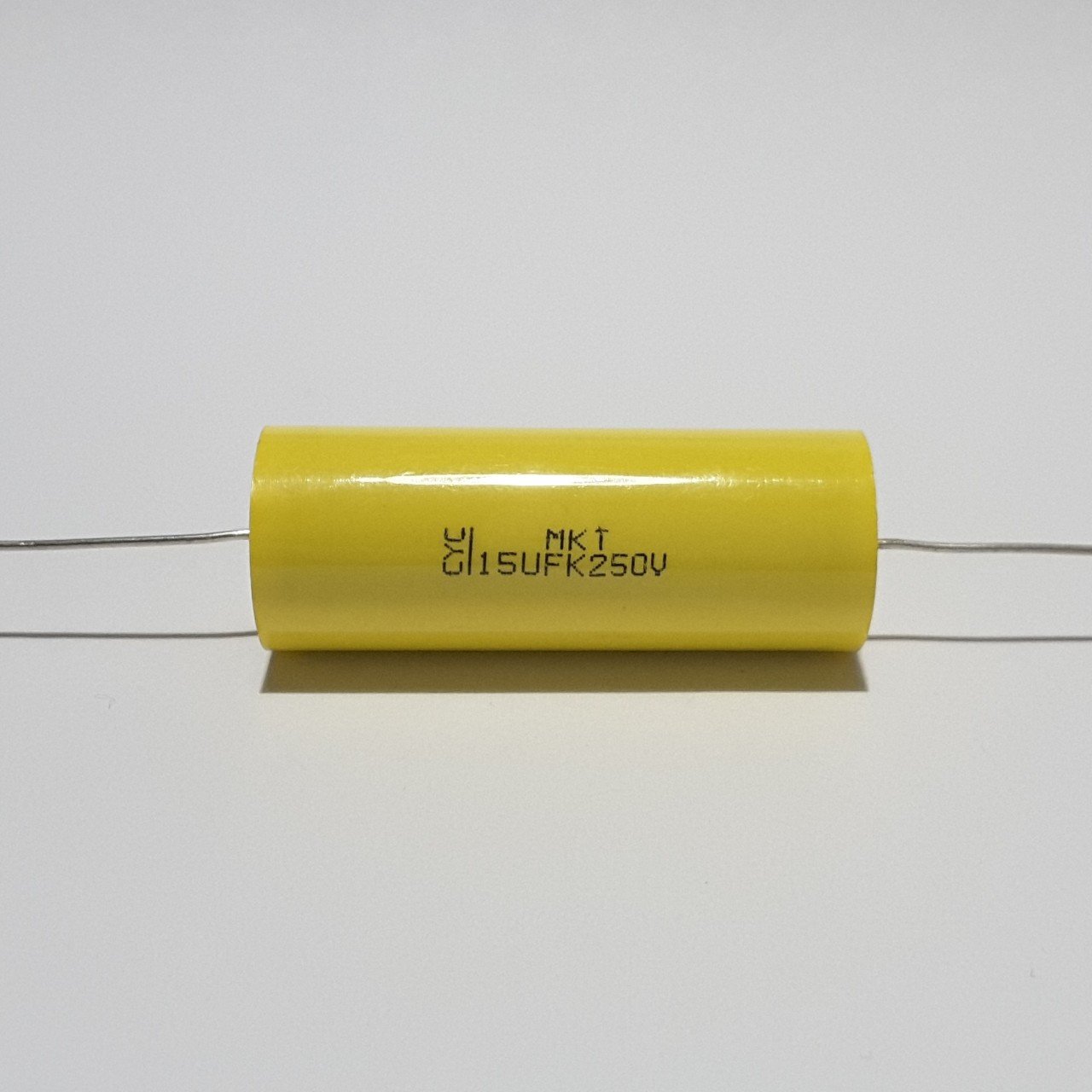 15UF 250V Axial Polyester Kondansatör - Silindir Şeklinde