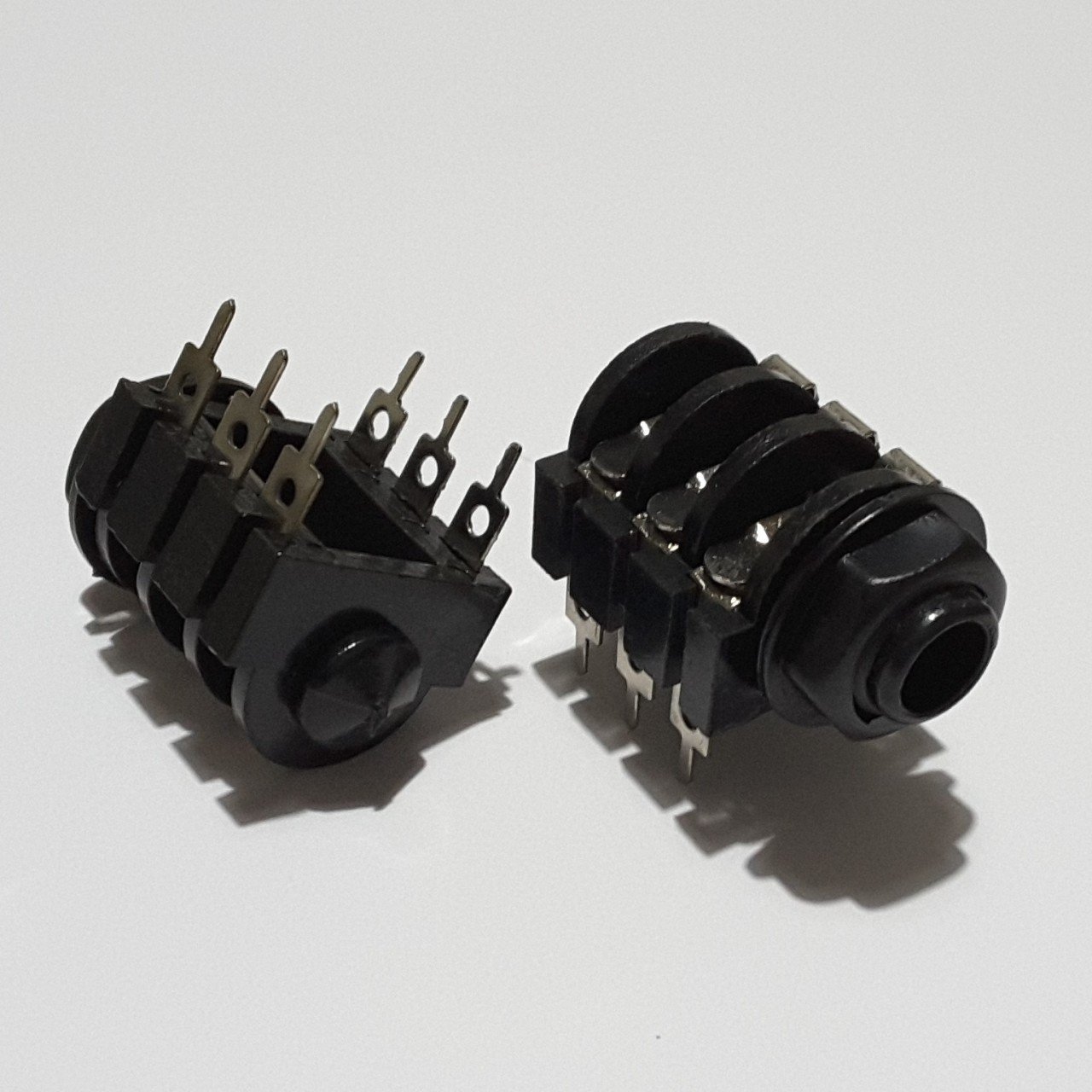 6.3mm STEREO JAK Dişi Şase Tip ( 5 ADETLİK PAKET )