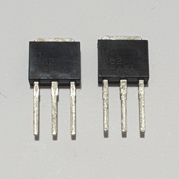 HI882-P , 3A 30V 10W NPN TRANSİSTÖR , TO-251 Kılıf ( 5 ADETLİK PAKET )