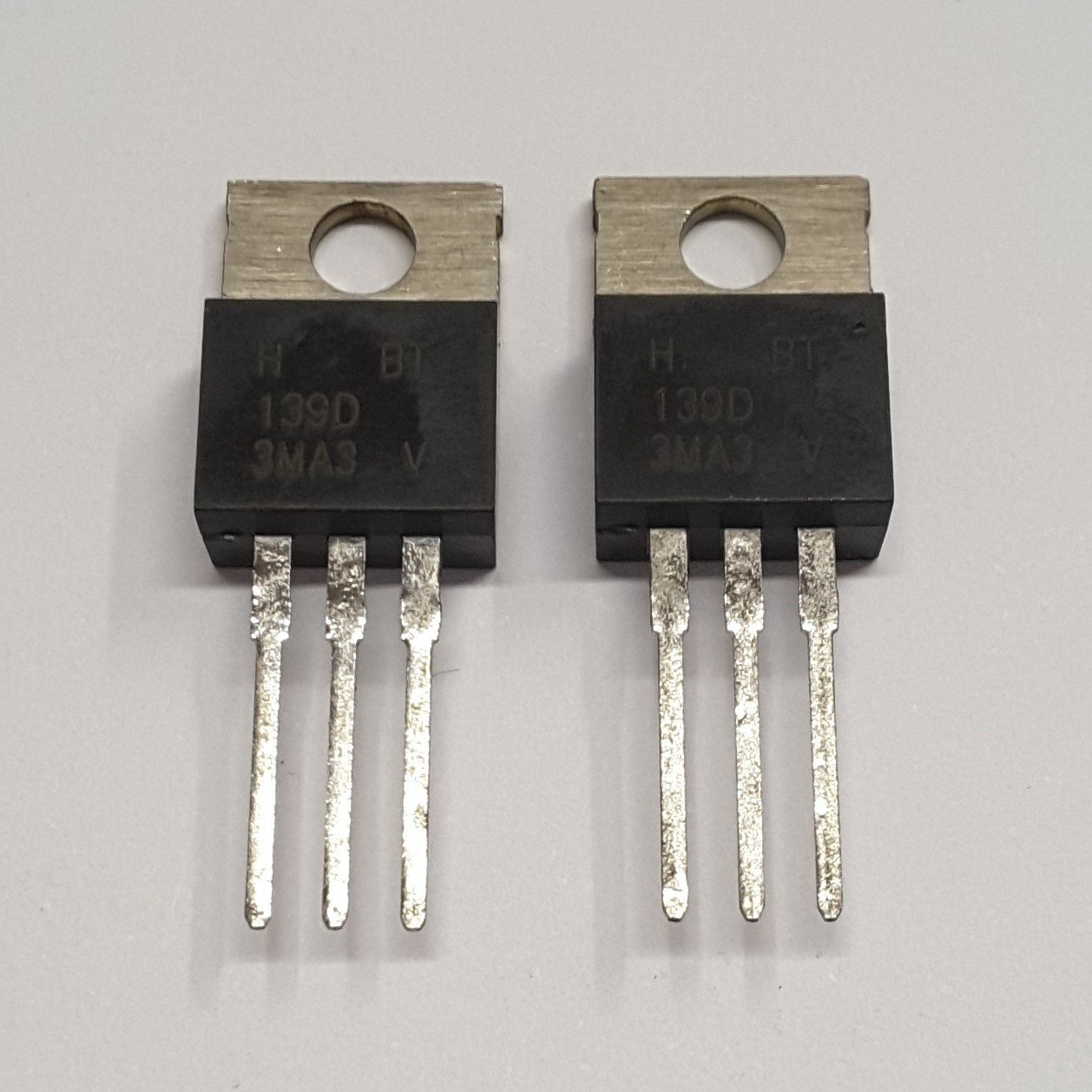 BT139-600 , 16A 600V TRİYAK ( 2 ADETLİK PAKET )