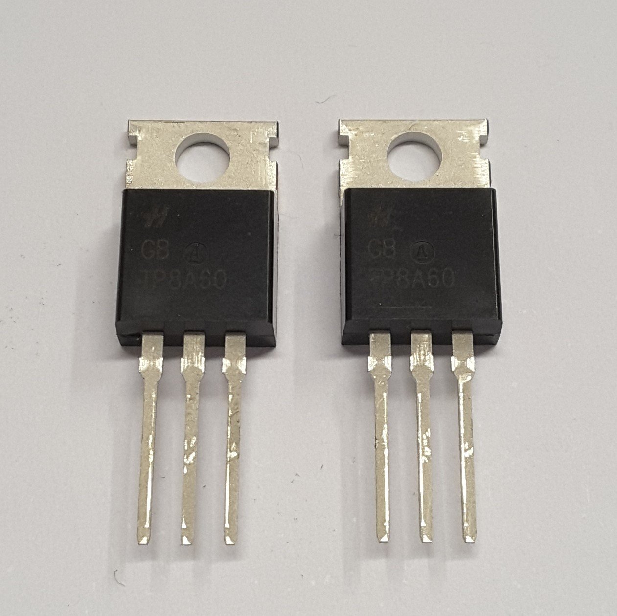 BT137-600 , 8A 600V TRİYAK ( 5 ADETLİK PAKET )