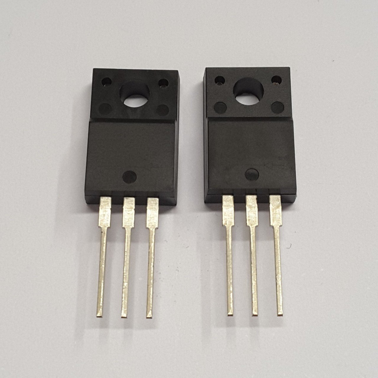 SBR30A45C , 30A 45V DİYOT ( 2 ADETLİK PAKET )