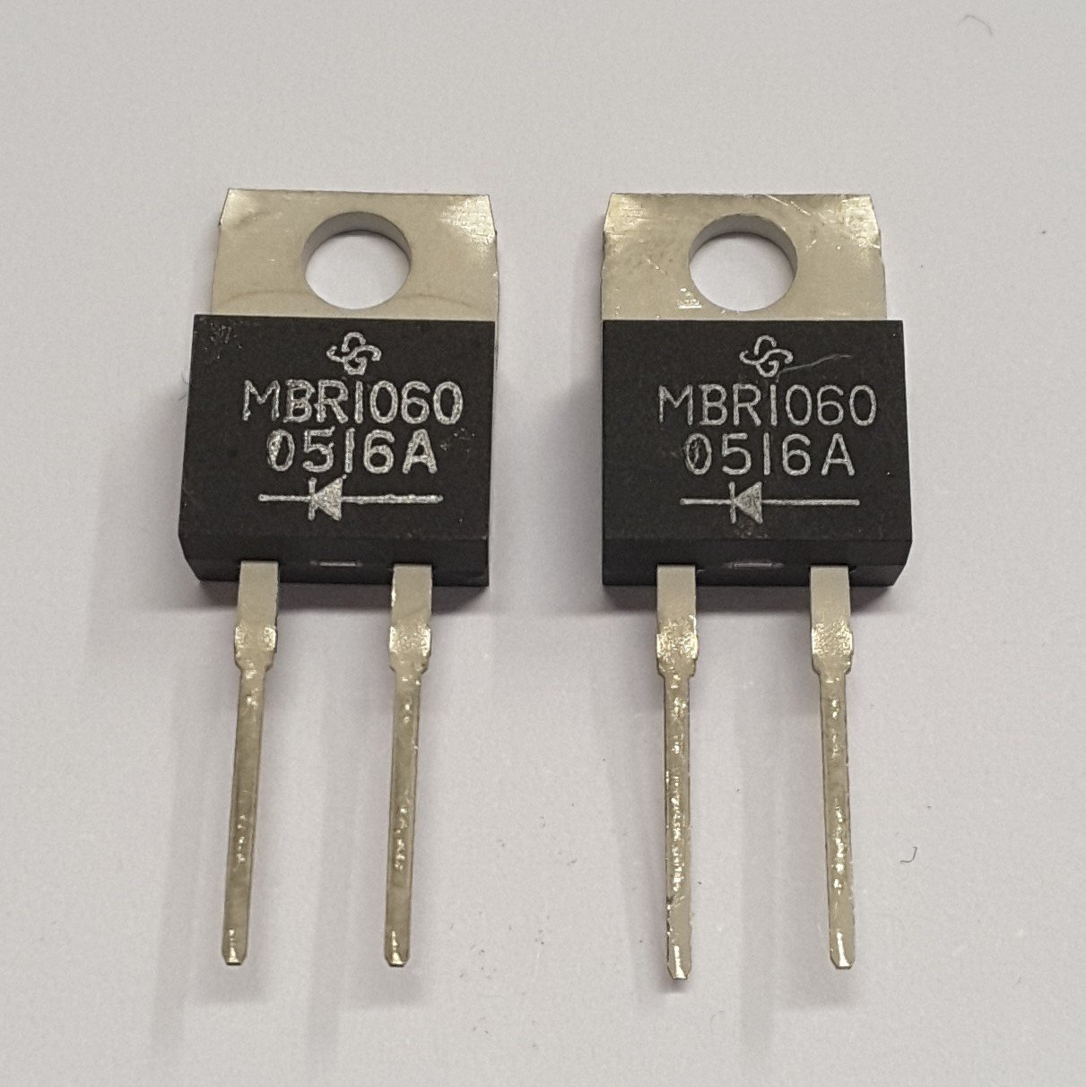 MBR1060A , 10A 60V Schottky Diyot ( 5 Adetlik Paket )