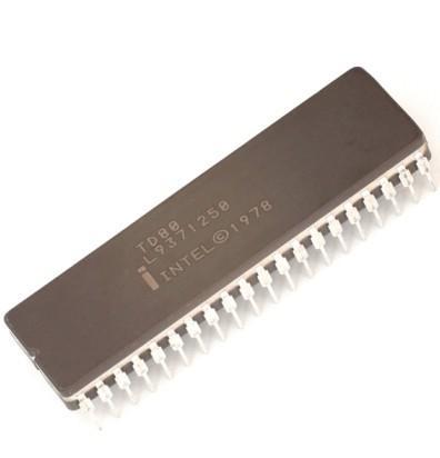 D8203