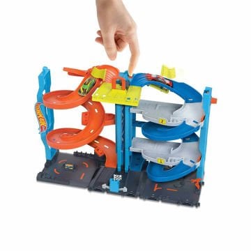 Hot Wheels Heyecanlı Yarış Kulesi