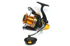 Captain Catcher 8000 Surf Makine 9+1 BB