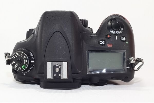 Nikon D610 Body Yeni (100 Shutter)
