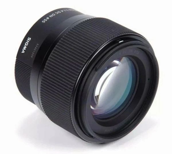 Sigma 56mm F/1.4 DC DN  Lens (Canon RF Mount)