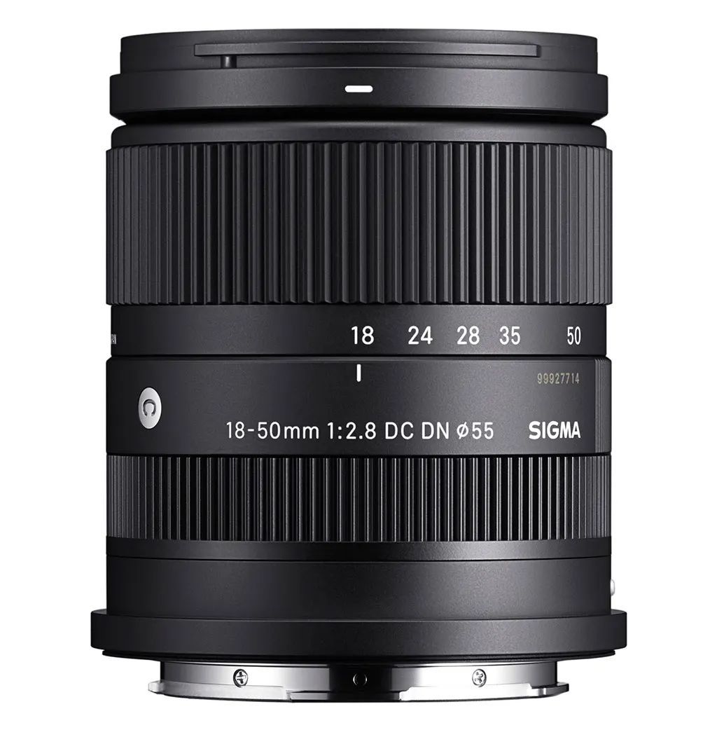 Sigma 18-50mm f/2.8 DC DN Contemporary Lens (Canon RF)