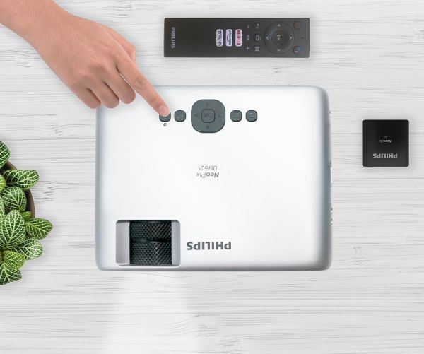 PHILIPS NEOPIX ULTRA 2 PLUS LCD LED PROJEKSİYON CİHAZI