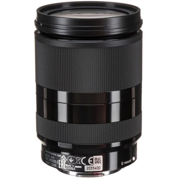 Sony E 18-200mm f/3.5-6.3 OSS LE Objektif