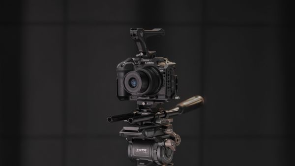 Tilta TA-T59-FCC-B Canon R7 için Kamera Kafesi
