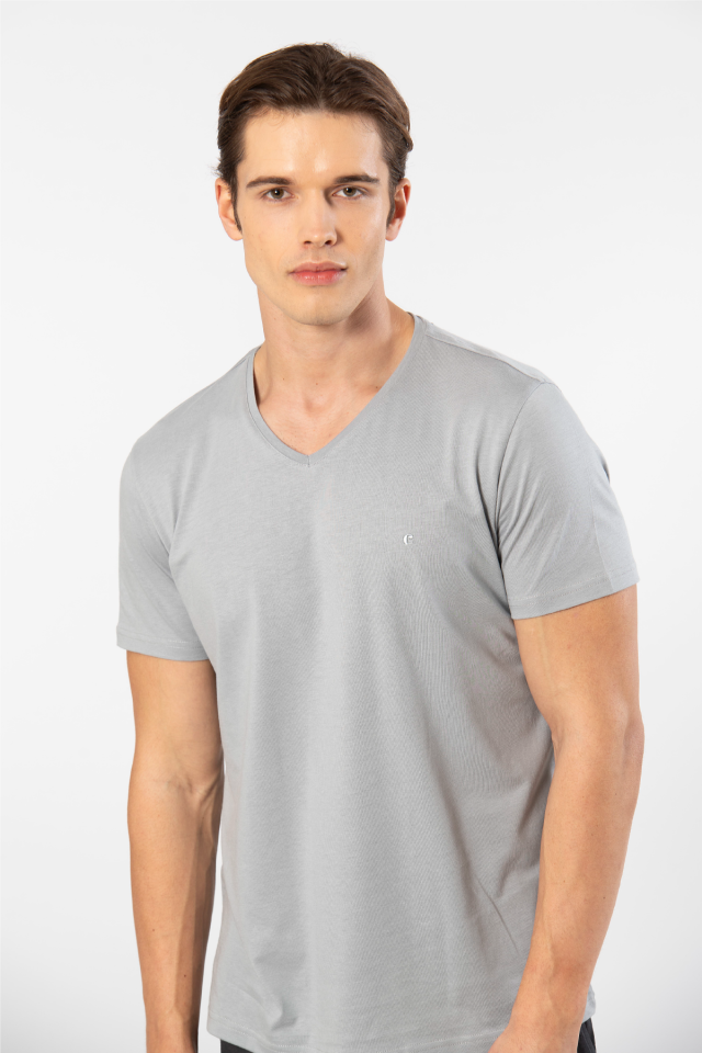 Cacharel Erkek V Yaka T-shirt