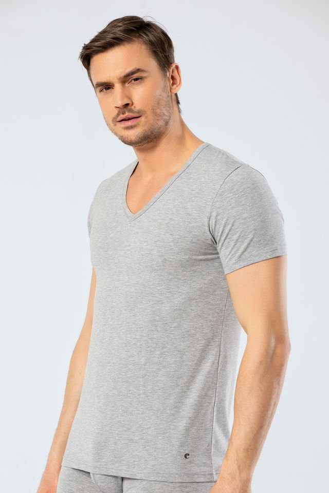 Cacharel Erkek Derin V Yaka Likralı T-shirt