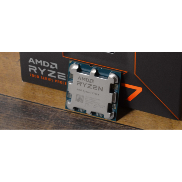 AMD RYZEN 7 7700X 8 Core, 4,50-5.40GHz, 40Mb Cache, 105W,  AM5 Soket, BOX (Kutulu) (Grafik Kart YOK, Fan YOK)