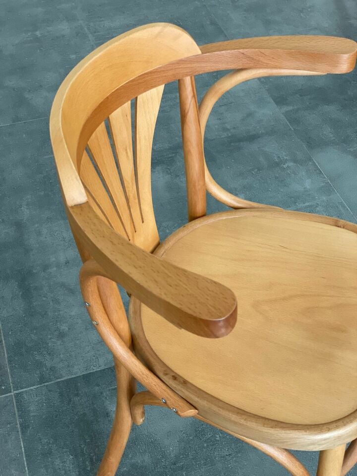 Sofia Kollu Sandalye,