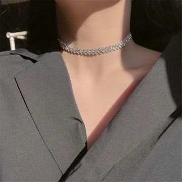 Kristal Taşlı Choker