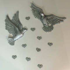 Dekoratif Güvercinler ve Kalpler