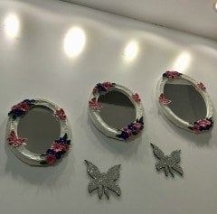 Üçlü Dekoratif Ayna ve Kelebekler