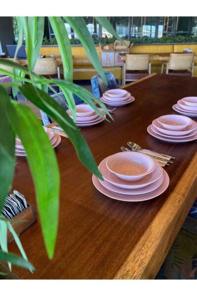 İkram Dünyası Kütahya Porselen 24 Parça Hera Pearl Pembe Yemek Seti