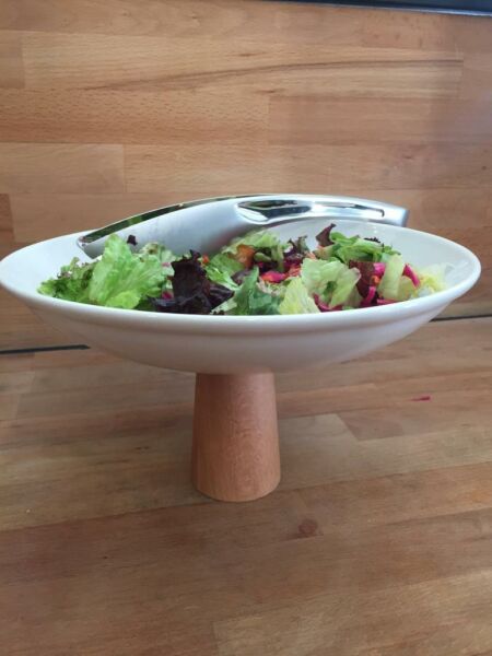 Ahşap Ayaklı Kütahya Porselen Krem Renk Çukur Tabak 25 cm Servis Tabağı