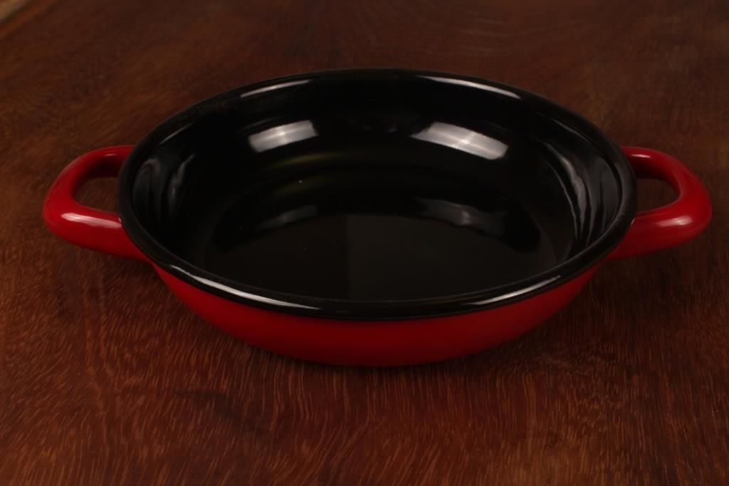 Emaye Sahan Kırmızı Renk 20 Cm