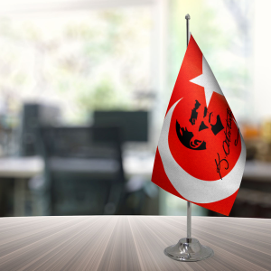 Atatürk Masa Bayrağı-4 Tekli 15x22,5 cm (Direkli)