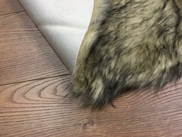 Giz Home Alaska Peluş Post Halı 120x120 Kurt