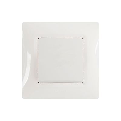 Legrand Tekli Anahtar Salbei Serisi (Beyaz) 767100
