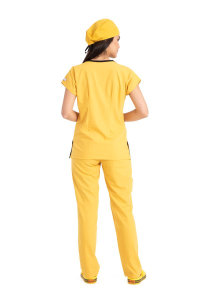 Dr. Elastik Likralı Kadın Cerrahi Scrubs Takımı Sarı